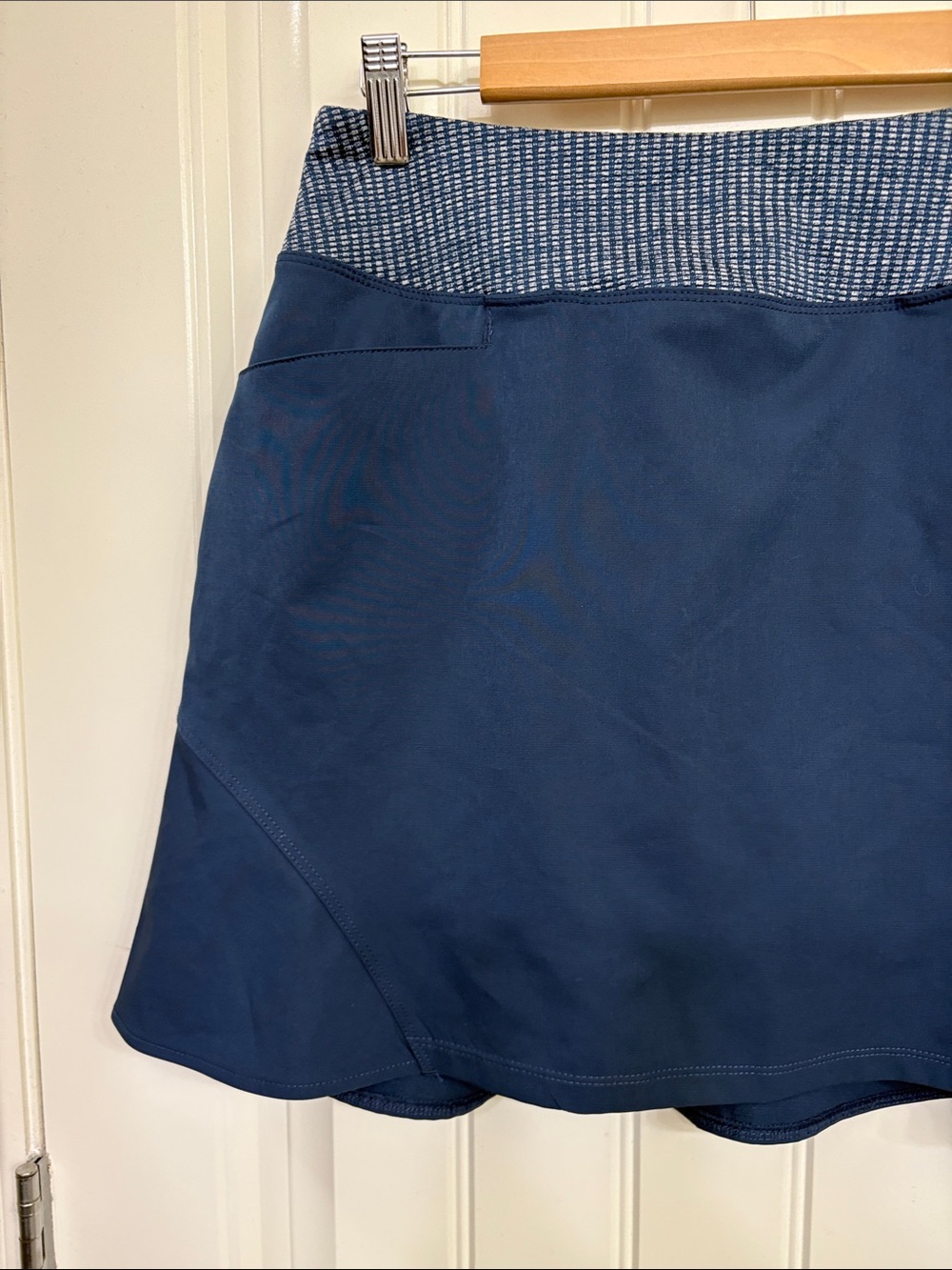 NWT adidas Navy Blue Women’s Athletic Golf Skort with Patterned Waistband - Picture 2 of 11